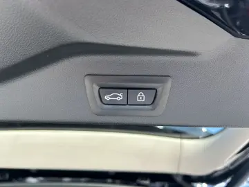 X5 xDrive45e XLine HeadUp AHK Laser DrivProf