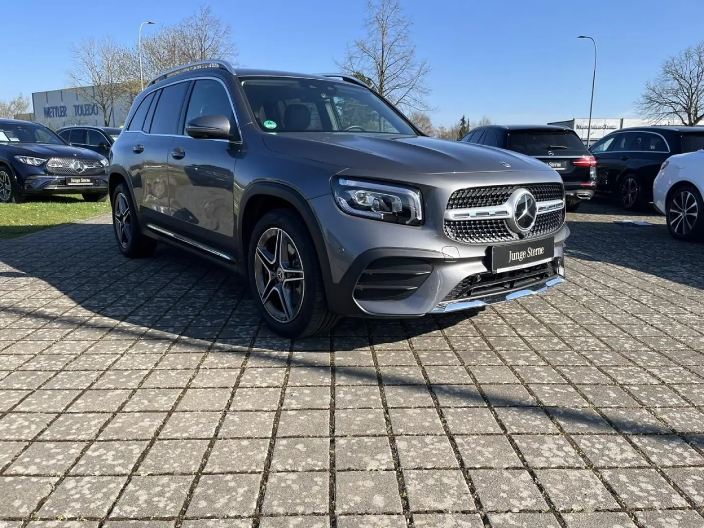 GLB 250 4M AMG+HUD+DISTR+STANDHEIZUNG+360°KAMERA