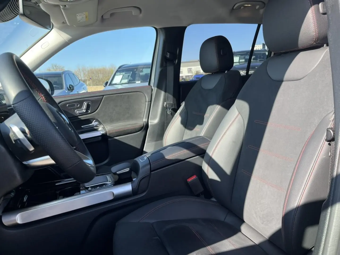 GLB 250 4M AMG+HUD+DISTR+STANDHEIZUNG+360°KAMERA