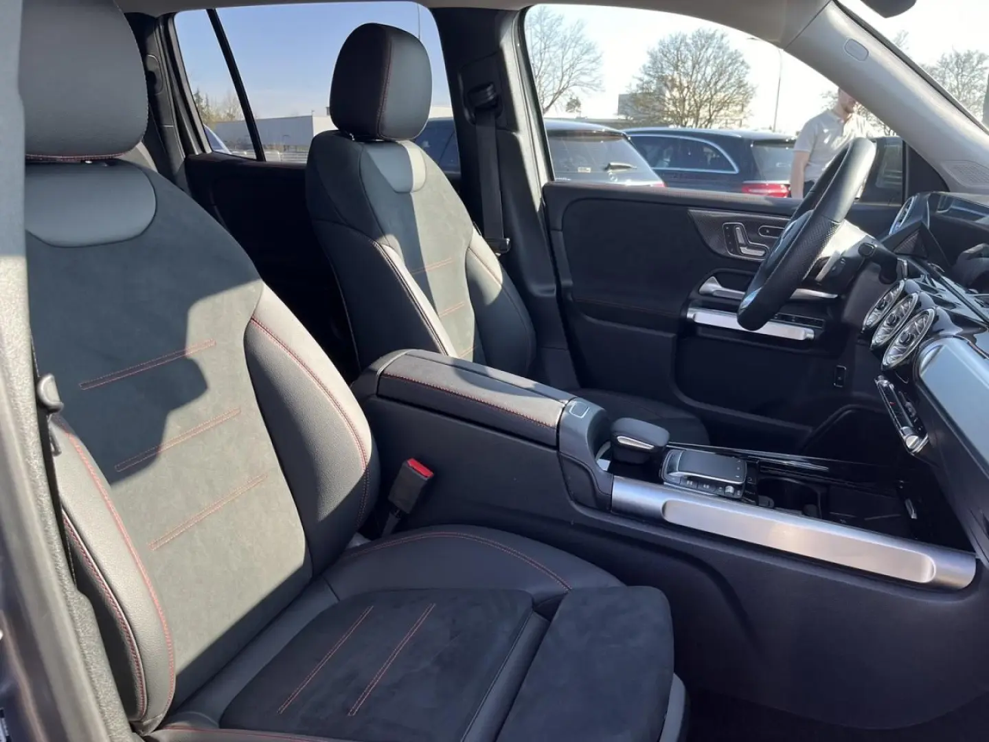 GLB 250 4M AMG+HUD+DISTR+STANDHEIZUNG+360°KAMERA