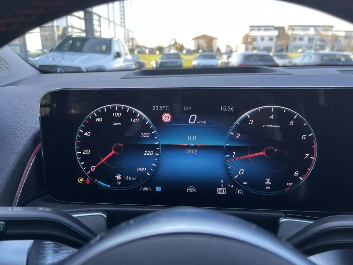 GLB 250 4M AMG+HUD+DISTR+STANDHEIZUNG+360°KAMERA