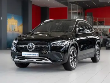GLA 180 Style LEDER NAVI LED-HIGH-PERF DAB