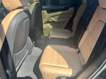 Cayenne E-Hybrid BOSE PANO 360°