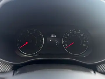 Dacia Logan 2022 1.0 Tce 90