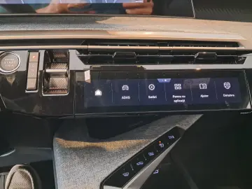 PEUGEOT 3008 Allure 1.2 Hybrid 145 CP E-DCS6