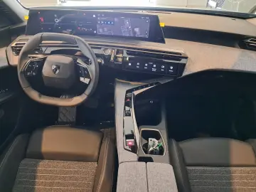 PEUGEOT 3008 Allure 1.2 Hybrid 145 CP E-DCS6