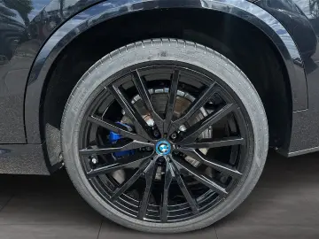 X5 xDrive45e Pan. Dach elektrisch AHK SHZ