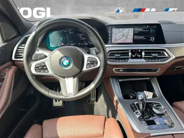 X5 xDrive45e Pan. Dach elektrisch AHK SHZ