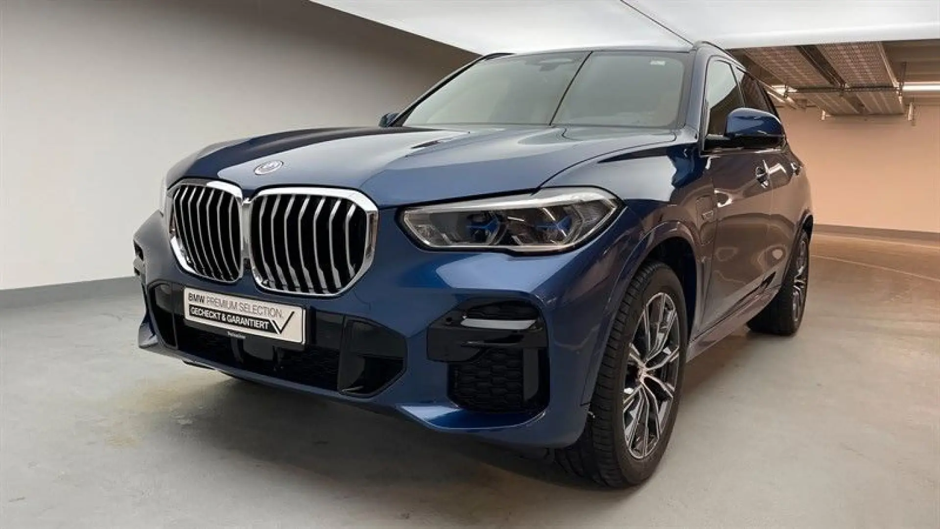 BMW X5 xD45eM-Sport Laser,LCPro.HUD,Pano,AHK.ACC