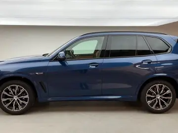 BMW X5 xD45eM-Sport Laser,LCPro.HUD,Pano,AHK.ACC