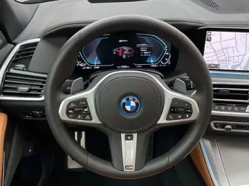 BMW X5 xD45eM-Sport Laser,LCPro.HUD,Pano,AHK.ACC