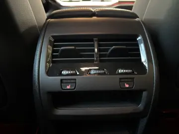 X6 xD40d M SPORT KomfSi ICONICGLOW 22