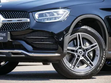 GLC 300 e 4MATIC Coupé |AMG|LED|NAVI|KEYL|KAM|LM