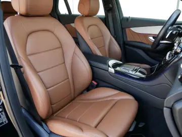 GLC 300 e 4MATIC Coupé |AMG|LED|NAVI|KEYL|KAM|LM