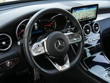 GLC 300 e 4MATIC Coupé |AMG|LED|NAVI|KEYL|KAM|LM
