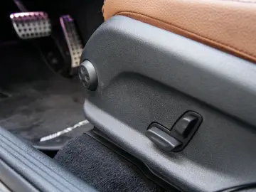GLC 300 e 4MATIC Coupé |AMG|LED|NAVI|KEYL|KAM|LM