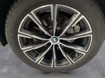 X6 xDrive40i M Sport Standheizung Massage AHK