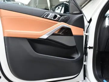 X6 xDrive30d M Sport 360° ACC Sitzlüft. Massage