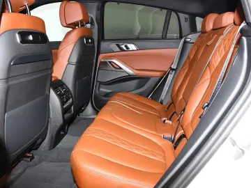 X6 xDrive40d M Sport Pro Sitzlüftung ACC SkyLou