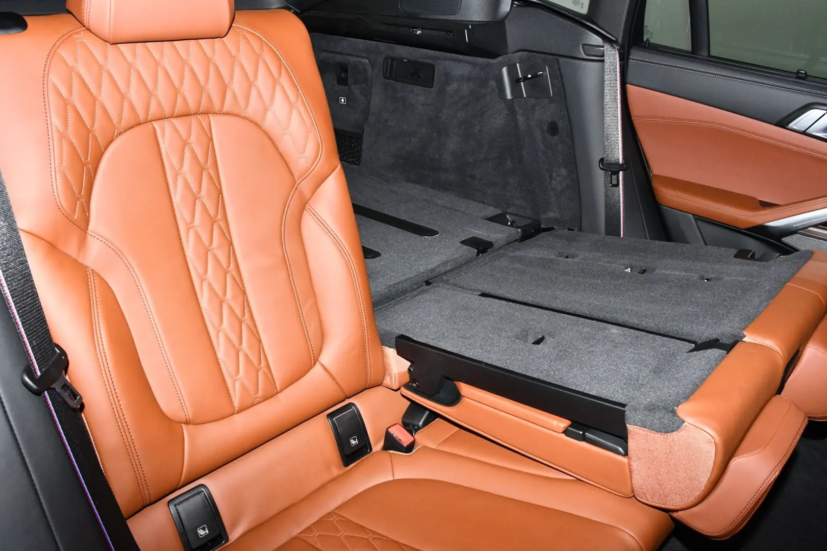 X6 xDrive40d M Sport Pro Sitzlüftung ACC SkyLou
