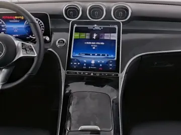 GLC 300 e 4M Coupé AVANTGARDE+PANO+AHK+DISTRONIC