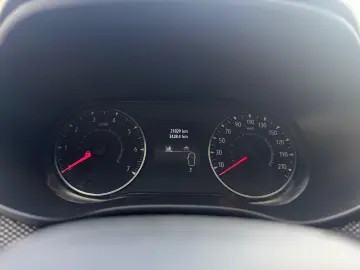 Dacia Logan 2022 1.0 Tce 90