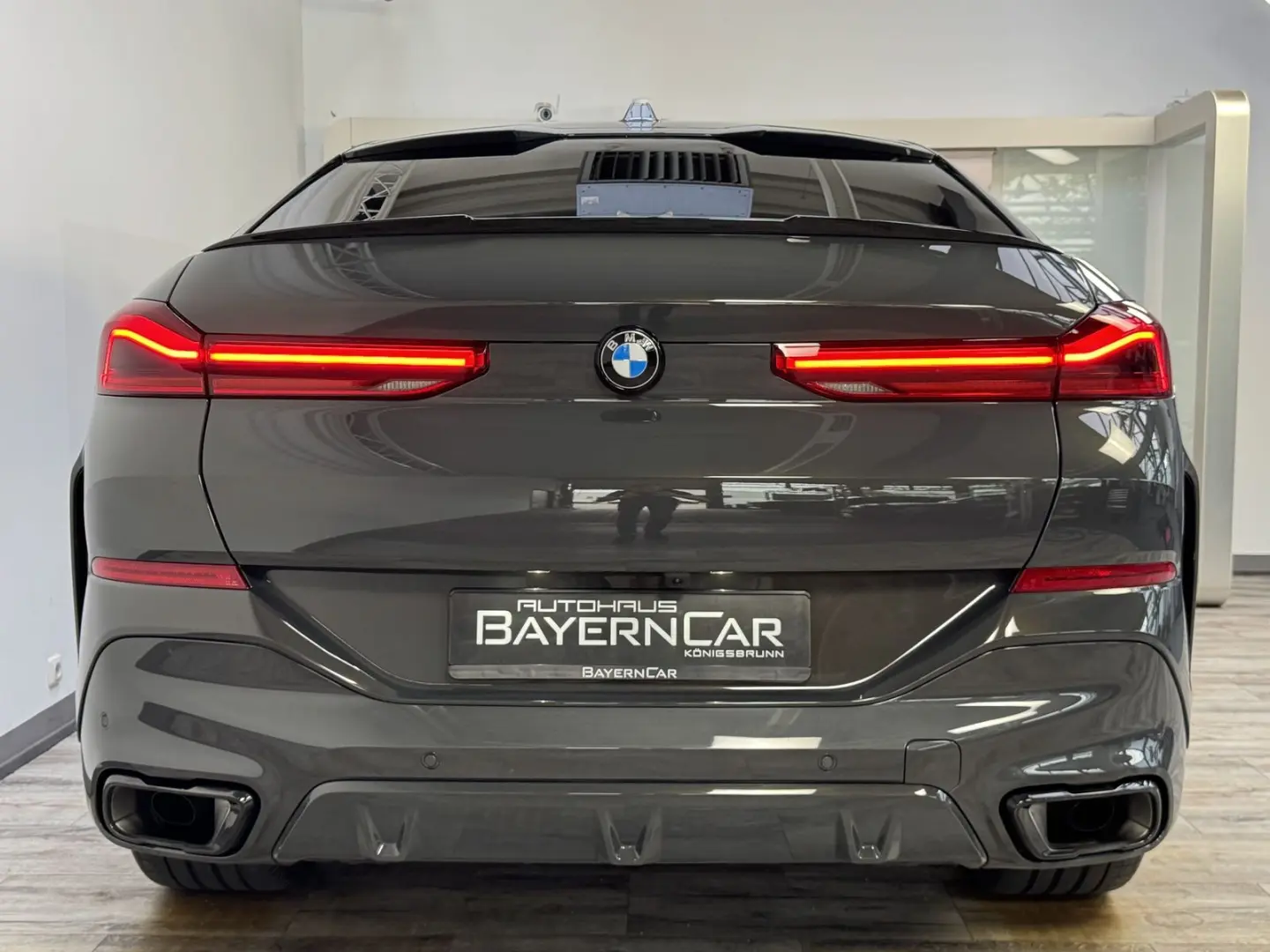 X6 xDr30d M Sport Pro Luft 22Zoll Integral AHK