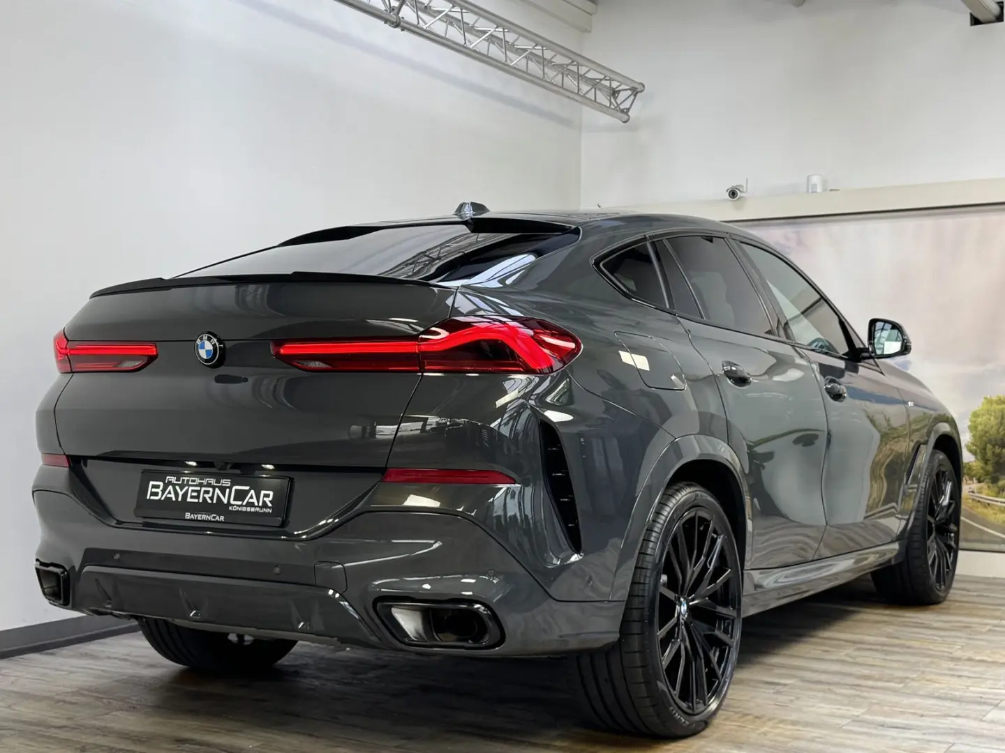 X6 xDr30d M Sport Pro Luft 22Zoll Integral AHK