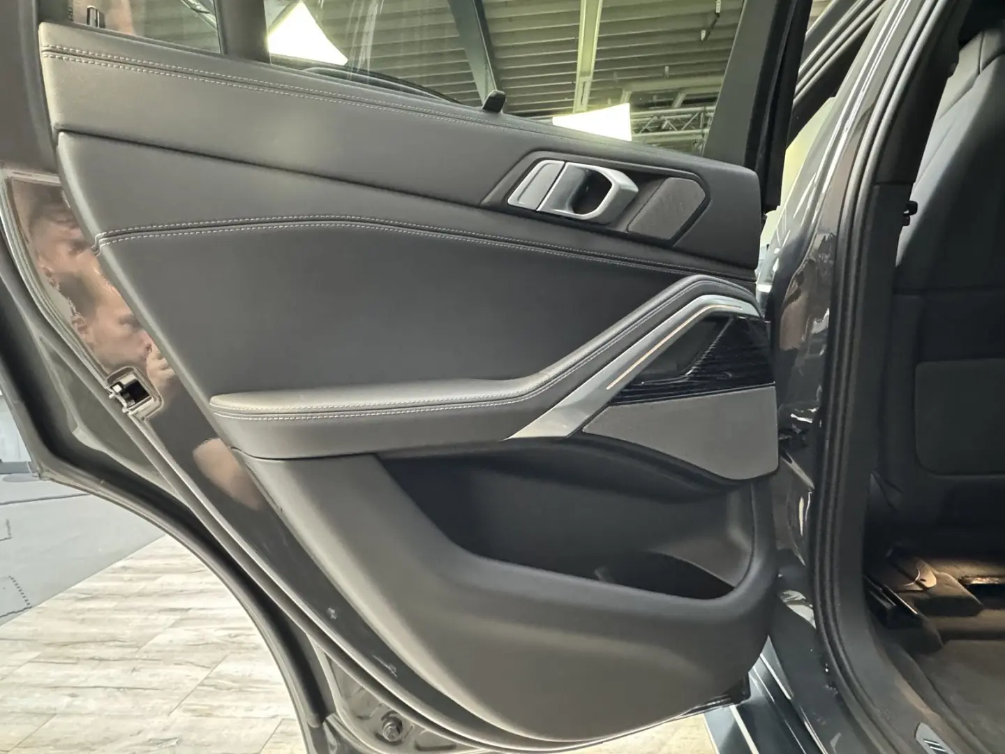 X6 xDr30d M Sport Pro Luft 22Zoll Integral AHK