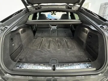 X6 xDr30d M Sport Pro Luft 22Zoll Integral AHK