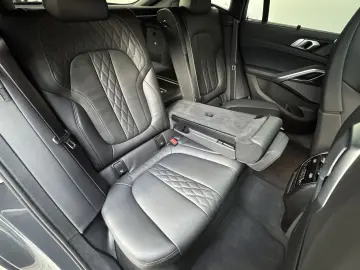 X6 xDr30d M Sport Pro Luft 22Zoll Integral AHK