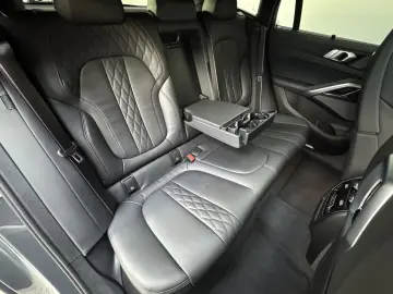 X6 xDr30d M Sport Pro Luft 22Zoll Integral AHK