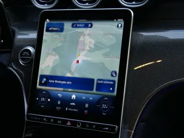 GLC 300 e 4MATIC Coupé mit EQ Hybrid Technologie
