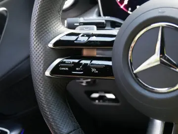 GLC 300 e 4MATIC Coupé mit EQ Hybrid Technologie