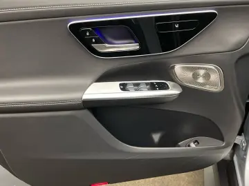 GLC 300 e 4M AMG Panorama AHK Burmester-3D 360°