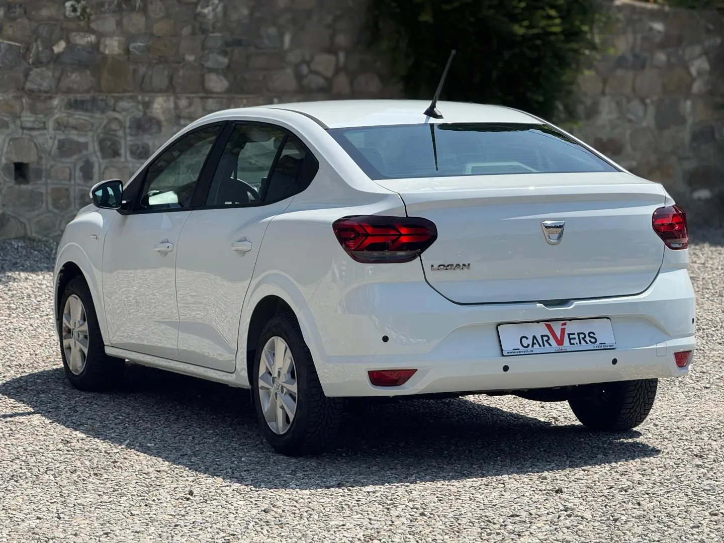 Dacia Logan 2022 1.0 Tce 90