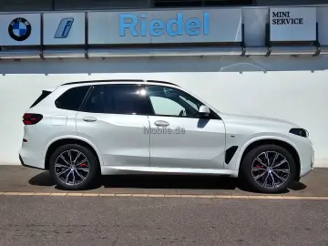X5 xDrive30d M Sportpaket Pro*Pano*AHK*DAPro*h/k