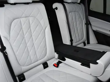 X5 xDrive30d MSport Pro ACC Sitzlüft. Pano AHK