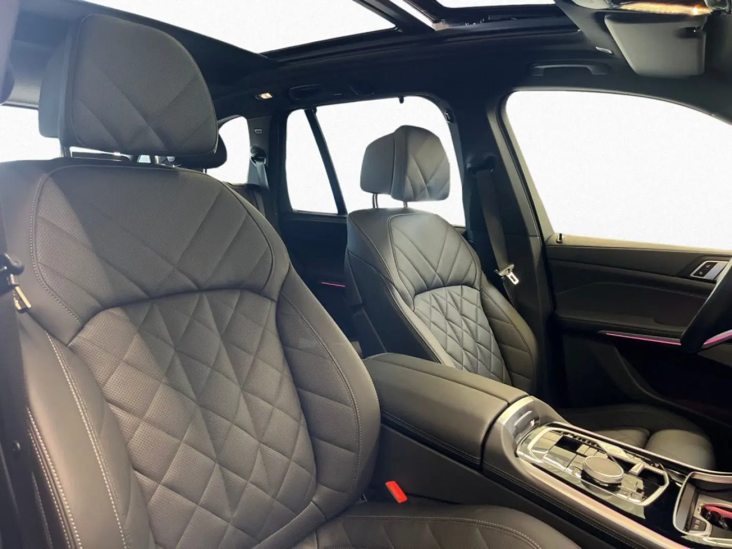 X5 xDrive40d M SPORT StHz,SkyL,AHK,H/K,IconicGl