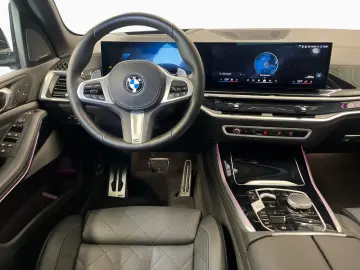 X5 xDrive40d M SPORT StHz,SkyL,AHK,H/K,IconicGl