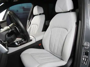 X5 xDr.30d M-SportPRO.Panod.Sitzbel.AHK.Voll