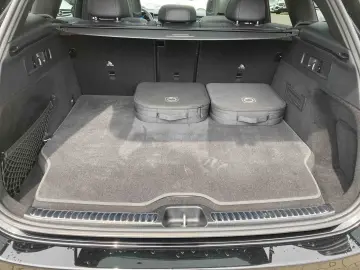GLC 300 e 4M Avantgarde AdvPLus+HUD+Pano+Sitzkli