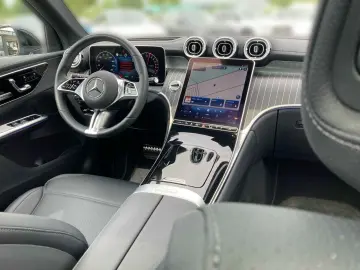GLC 300 e 4M Avantgarde AdvPLus+HUD+Pano+Sitzkli