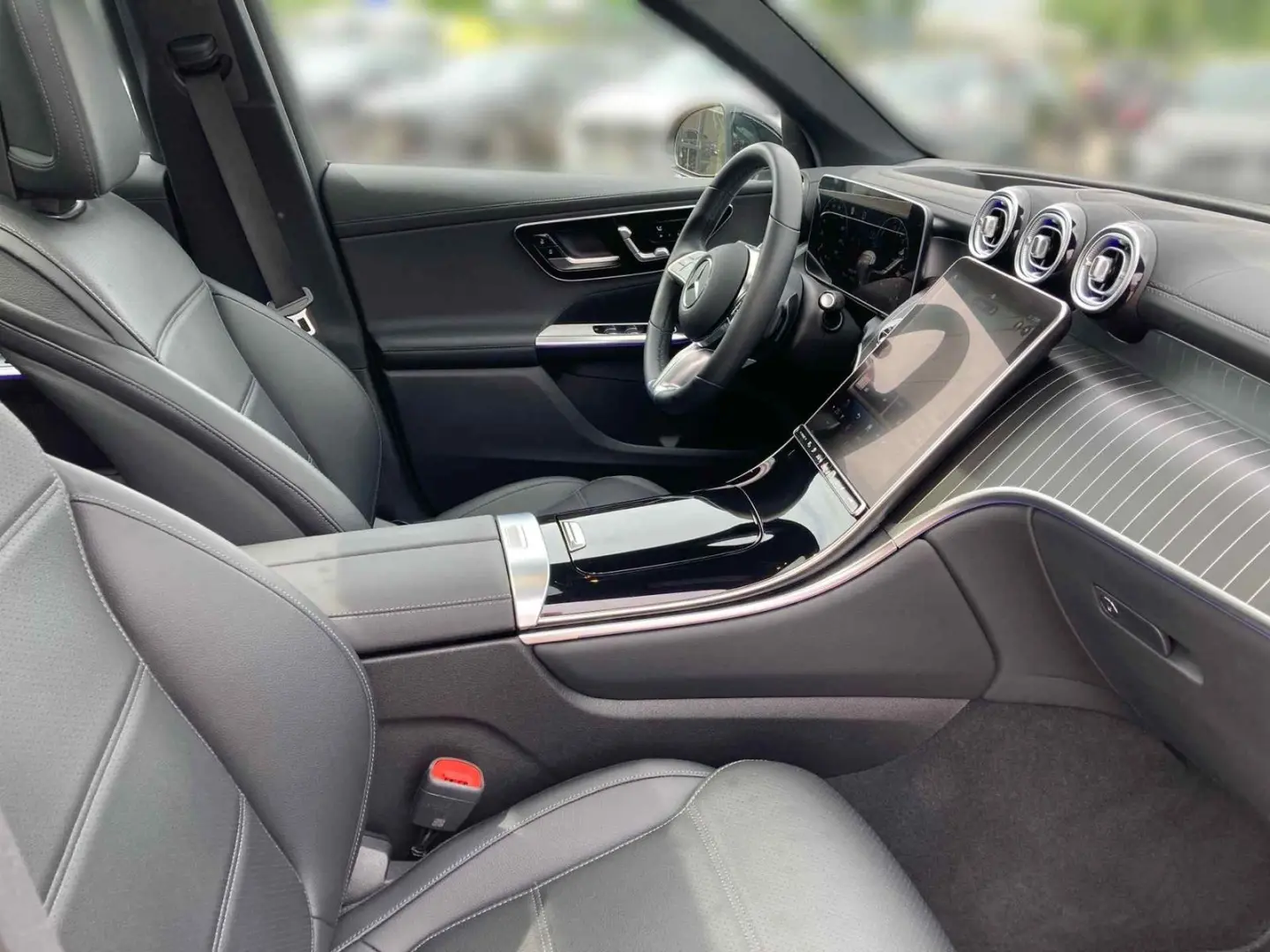 GLC 300 e 4M Avantgarde AdvPLus+HUD+Pano+Sitzkli