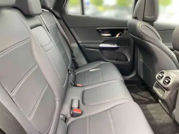 GLC 300 e 4M Avantgarde AdvPLus+HUD+Pano+Sitzkli