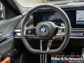 750e xDrive M-Sport PANO-SKY+CONNOISSEUR PAKET