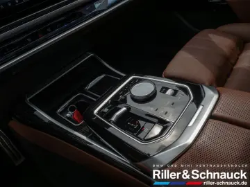 750e xDrive M-Sport PANO-SKY+CONNOISSEUR PAKET