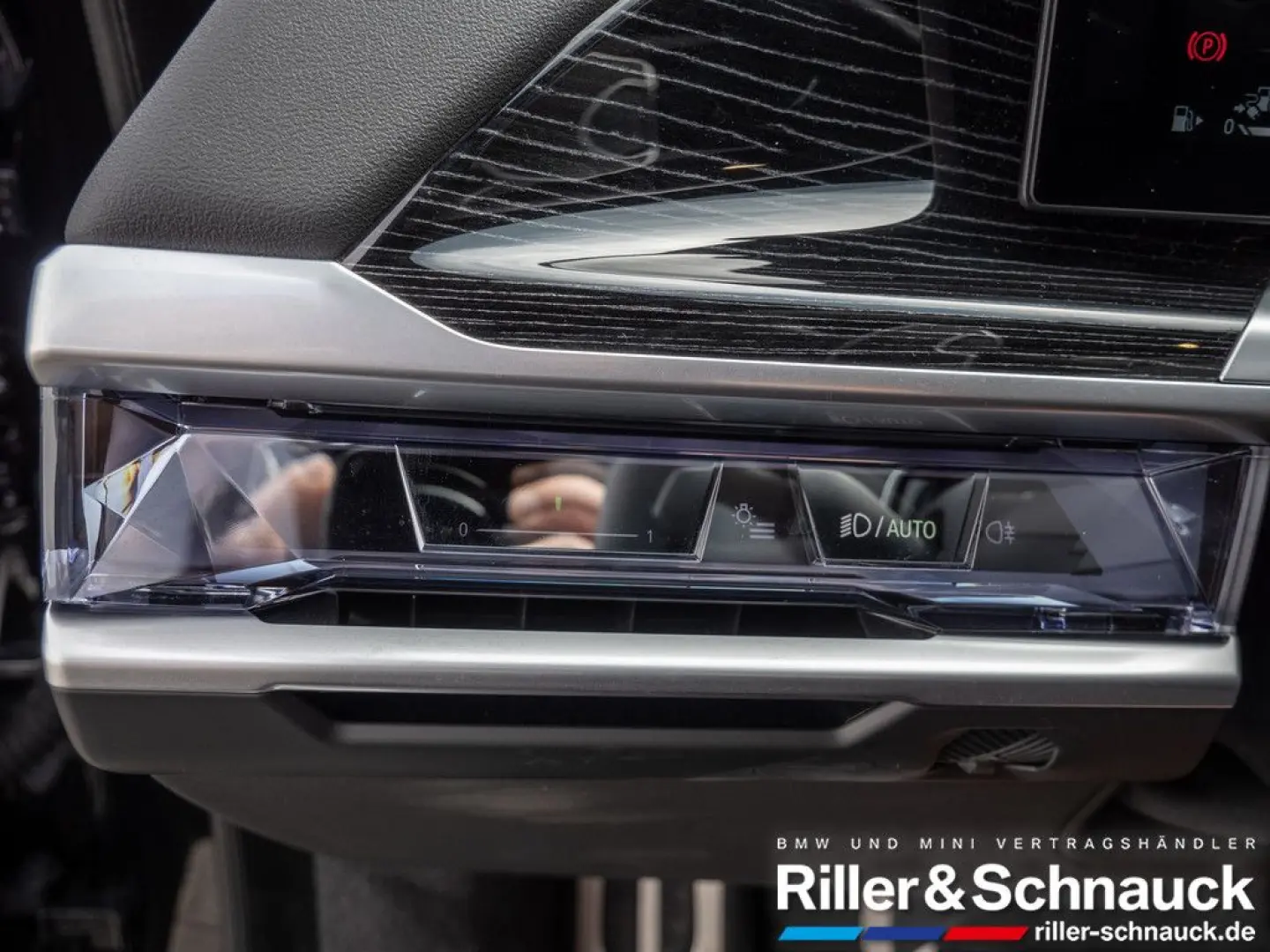750e xDrive M-Sport PANO-SKY+CONNOISSEUR PAKET