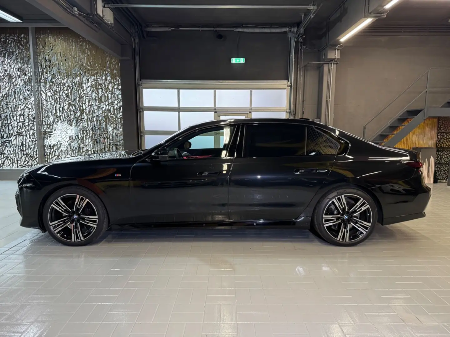 740d xDrive M Sport~PANO SKY~B&W DIAMOND~HUD~