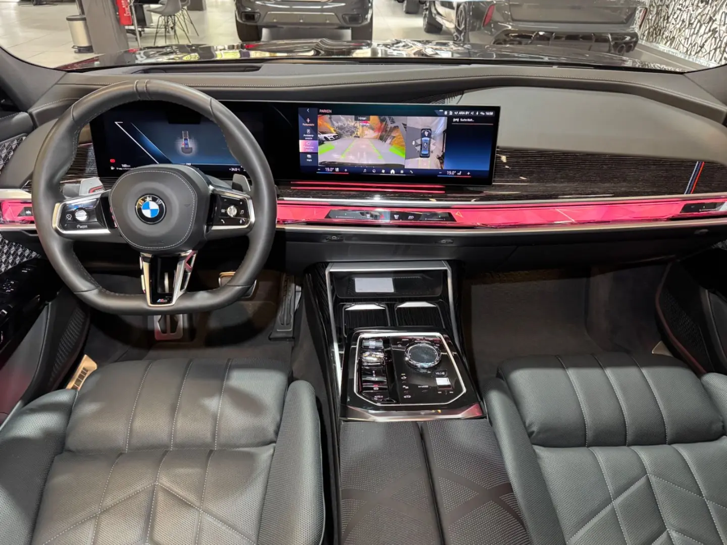 740d xDrive M Sport~PANO SKY~B&W DIAMOND~HUD~